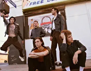 The Neighbourhood – Hard To Imagine The Neighbourhood Ever Changing